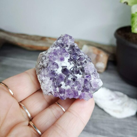 Amethyst crystal cluster - Picture 3 of 3